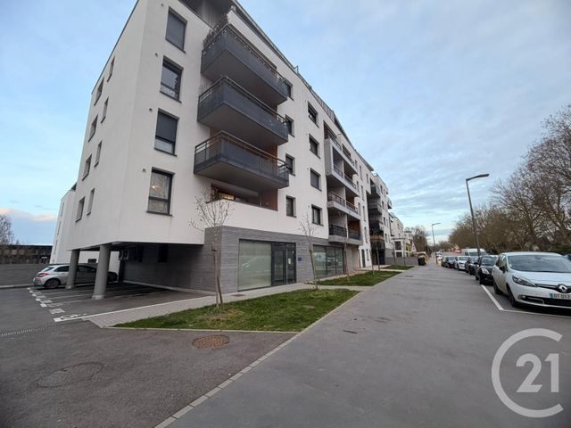 Appartement &agrave; louer - 2 pi&egrave;ces - 37,50 m2 - Metz - 57 - LORRAINE