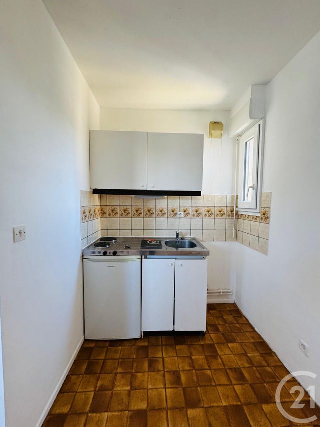 Appartement Studio &agrave; louer - 1 pi&egrave;ce - 32,40 m2 - Metz - 57 - LORRAINE