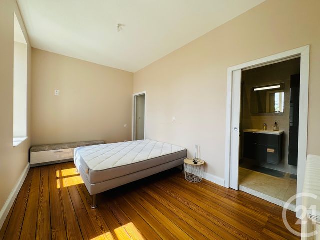 Appartement &agrave; louer - 3 pi&egrave;ces - 87,55 m2 - Le Ban St Martin - 57 - LORRAINE