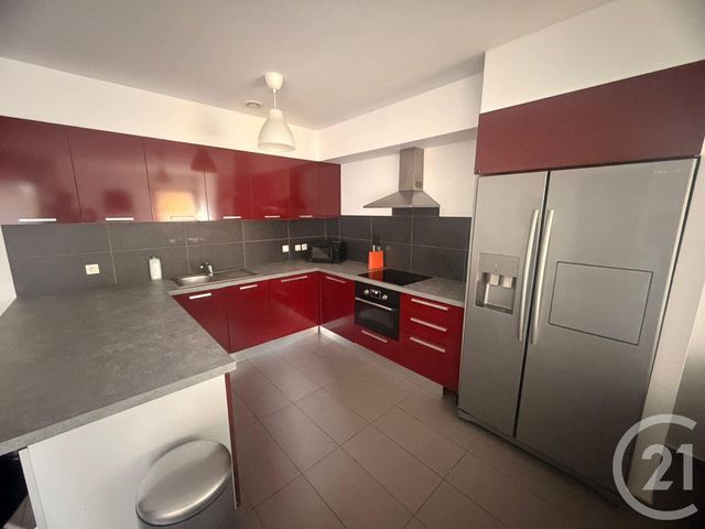 Appartement &agrave; louer - 3 pi&egrave;ces - 82 m2 - Metz - 57 - LORRAINE
