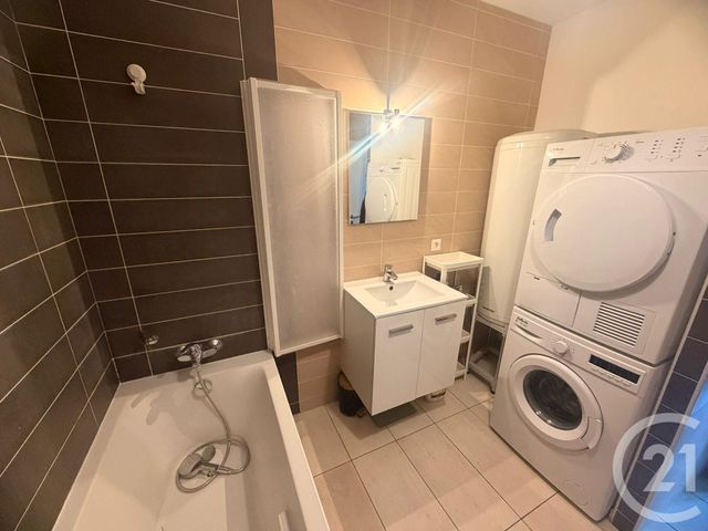 Appartement &agrave; louer - 3 pi&egrave;ces - 82 m2 - Metz - 57 - LORRAINE