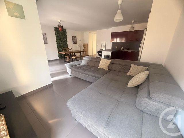 Appartement &agrave; louer - 3 pi&egrave;ces - 82 m2 - Metz - 57 - LORRAINE