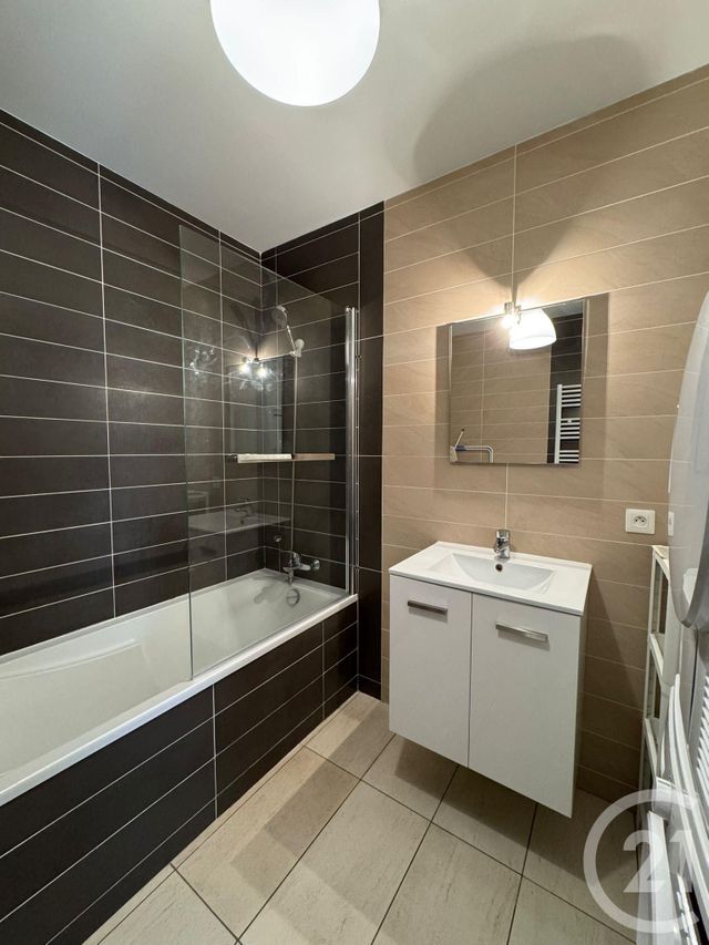 Appartement 3 pieces avec 2 chambres &agrave; louer - 3 pi&egrave;ces - 82 m2 - Metz - 57 - LORRAINE