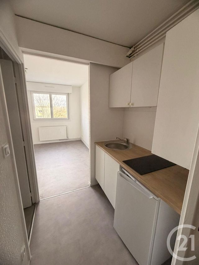 Appartement Studio &agrave; louer - 1 pi&egrave;ce - 20,14 m2 - Metz - 57 - LORRAINE