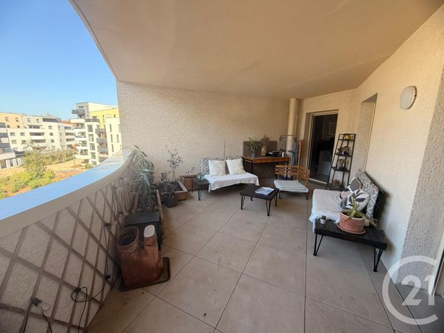 Appartement &agrave; louer - 3 pi&egrave;ces - 67 m2 - Metz - 57 - LORRAINE