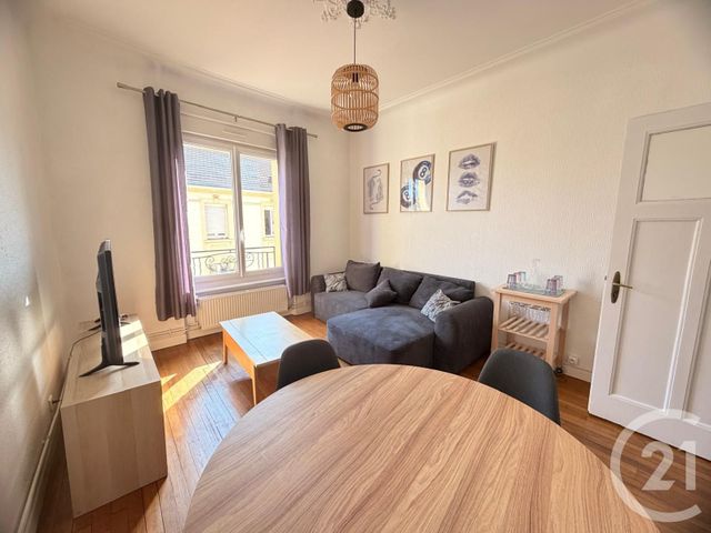 Appartement &agrave; louer - 3 pi&egrave;ces - 66,43 m2 - Montigny Les Metz - 57 - LORRAINE
