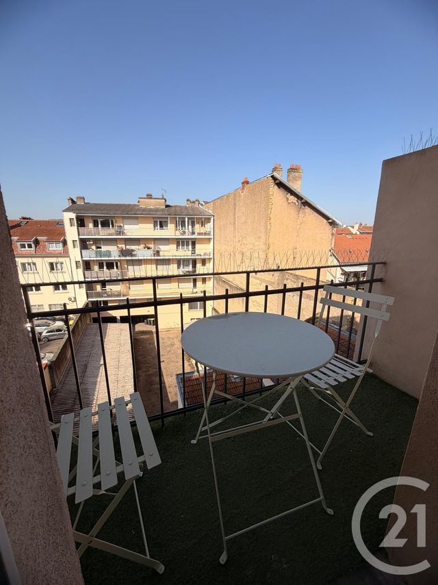 Appartement &agrave; louer - 3 pi&egrave;ces - 66,43 m2 - Montigny Les Metz - 57 - LORRAINE