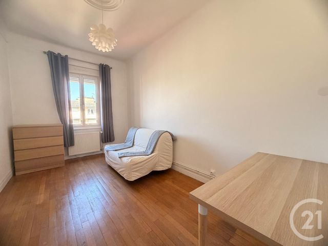 Appartement &agrave; louer - 3 pi&egrave;ces - 66,43 m2 - Montigny Les Metz - 57 - LORRAINE