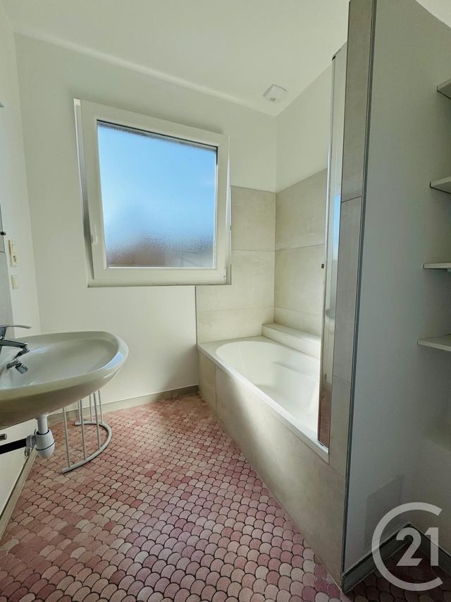 Appartement F6 &agrave; louer - 6 pi&egrave;ces - 124,36 m2 - Thionville - 57 - LORRAINE