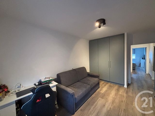 Appartement &agrave; louer - 4 pi&egrave;ces - 82,34 m2 - Metz - 57 - LORRAINE