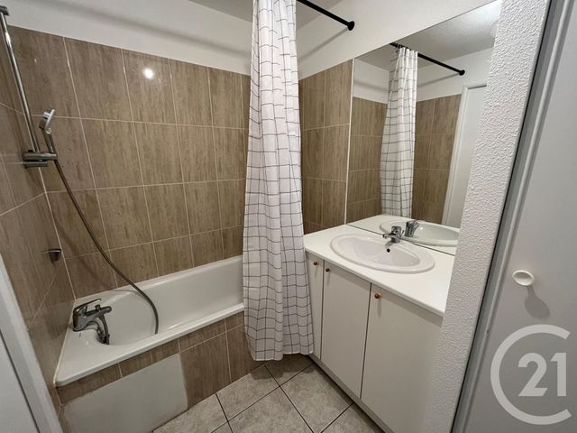 Appartement &agrave; louer - 2 pi&egrave;ces - 48,21 m2 - Metz - 57 - LORRAINE