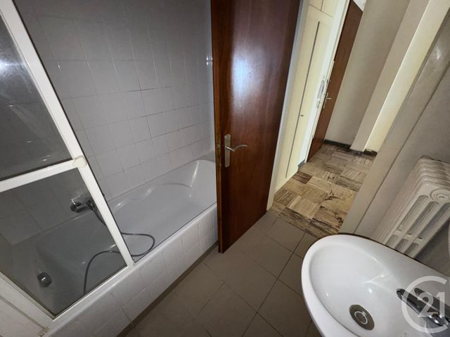 Appartement F3 &agrave; louer - 3 pi&egrave;ces - 57,38 m2 - Thionville - 57 - LORRAINE