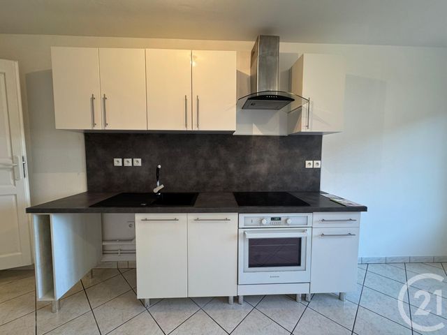 Appartement Studio &agrave; louer - 1 pi&egrave;ce - 28 m2 - Servigny Les Ste Barbe - 57 - LORRAINE