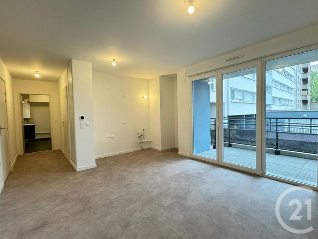 Appartement F2 &agrave; louer - 2 pi&egrave;ces - 40,80 m2 - Metz - 57 - LORRAINE