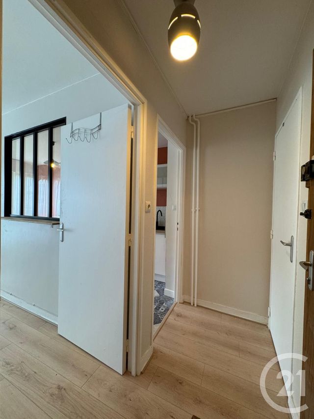 Appartement F1 &agrave; louer - 1 pi&egrave;ce - 35,13 m2 - Metz - 57 - LORRAINE