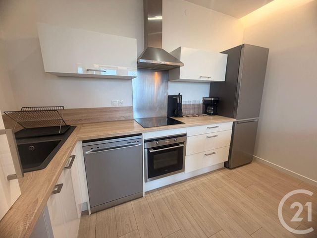 Appartement &agrave; louer - 2 pi&egrave;ces - 47,90 m2 - Metz - 57 - LORRAINE