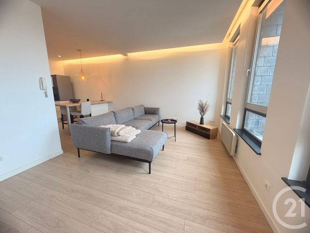 Appartement &agrave; louer - 2 pi&egrave;ces - 47,90 m2 - Metz - 57 - LORRAINE