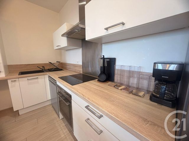 Appartement &agrave; louer - 2 pi&egrave;ces - 47,90 m2 - Metz - 57 - LORRAINE