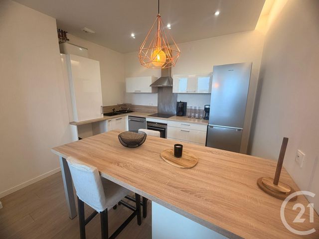Appartement &agrave; louer - 2 pi&egrave;ces - 47,90 m2 - Metz - 57 - LORRAINE