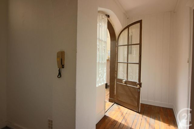 Appartement F3 &agrave; louer - 3 pi&egrave;ces - 92,20 m2 - Metz - 57 - LORRAINE