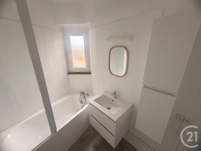 Appartement F3 &agrave; louer - 3 pi&egrave;ces - 97,05 m2 - Thionville - 57 - LORRAINE