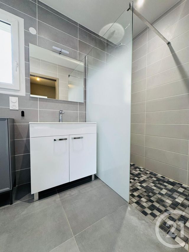 Maison &agrave; louer - 5 pi&egrave;ces - 130,01 m2 - Vigy - 57 - LORRAINE