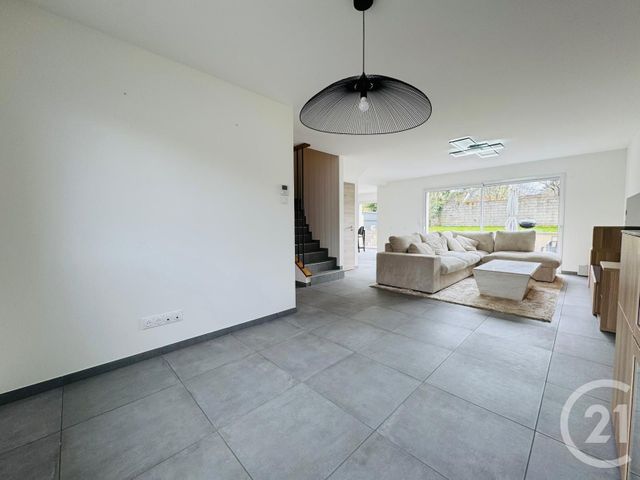 Maison &agrave; louer - 5 pi&egrave;ces - 130,01 m2 - Vigy - 57 - LORRAINE