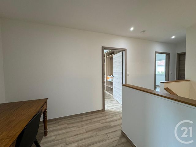 Maison &agrave; louer - 5 pi&egrave;ces - 130,01 m2 - Vigy - 57 - LORRAINE