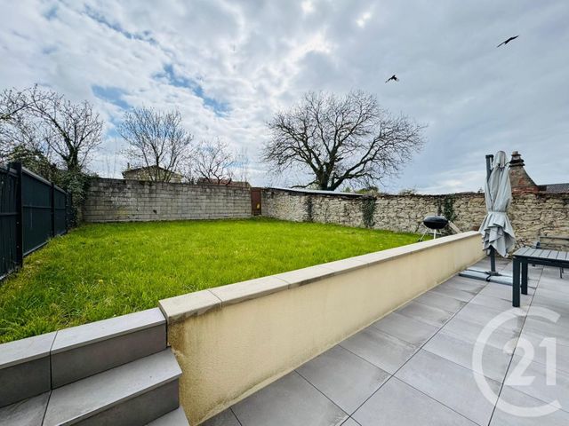 Maison &agrave; louer - 5 pi&egrave;ces - 130,01 m2 - Vigy - 57 - LORRAINE