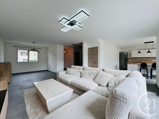 Maison &agrave; louer - 5 pi&egrave;ces - 130,01 m2 - Vigy - 57 - LORRAINE