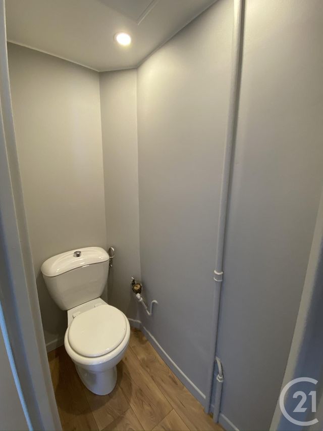 Appartement F2 &agrave; louer - 2 pi&egrave;ces - 45,43 m2 - Longeville Les Metz - 57 - LORRAINE