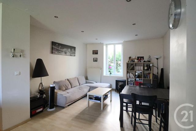 Appartement F2 &agrave; louer - 2 pi&egrave;ces - 54,40 m2 - Metz - 57 - LORRAINE