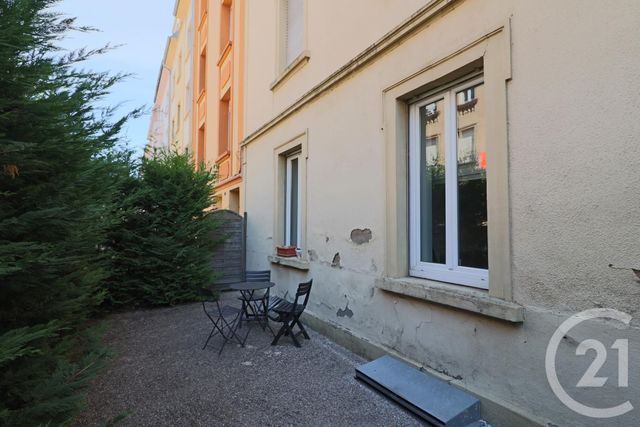 Appartement F2 &agrave; louer - 2 pi&egrave;ces - 54,40 m2 - Metz - 57 - LORRAINE
