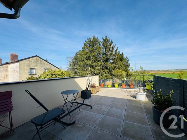 Appartement F5 &agrave; louer - 5 pi&egrave;ces - 93,28 m2 - Cuvry - 57 - LORRAINE