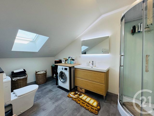 Appartement F5 &agrave; louer - 5 pi&egrave;ces - 93,28 m2 - Cuvry - 57 - LORRAINE