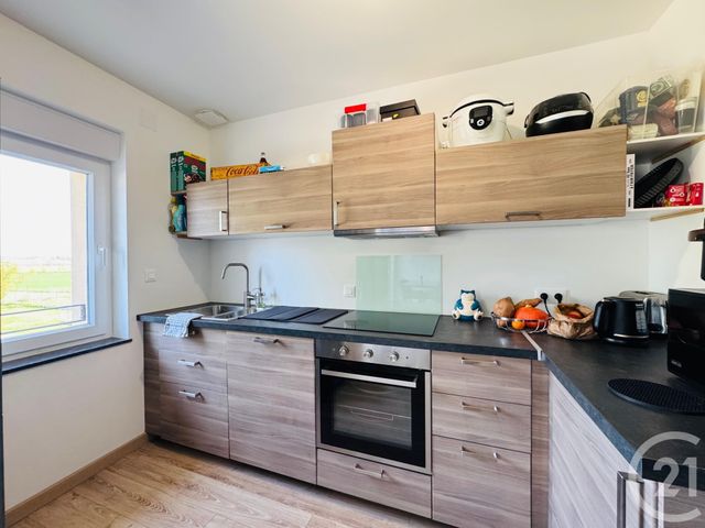 Appartement F5 &agrave; louer - 5 pi&egrave;ces - 93,28 m2 - Cuvry - 57 - LORRAINE