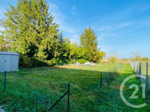 Appartement F5 &agrave; louer - 5 pi&egrave;ces - 93,28 m2 - Cuvry - 57 - LORRAINE