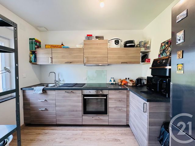 Appartement F5 &agrave; louer - 5 pi&egrave;ces - 93,28 m2 - Cuvry - 57 - LORRAINE