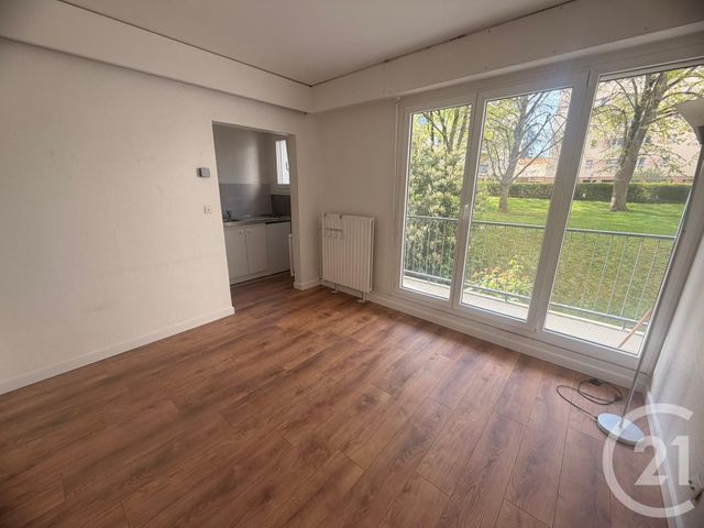 Appartement F1 &agrave; louer - 1 pi&egrave;ce - 18,83 m2 - Metz - 57 - LORRAINE