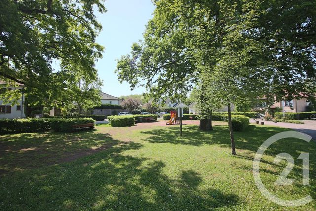 Maison &agrave; louer - 7 pi&egrave;ces - 175,67 m2 - Metz - 57 - LORRAINE