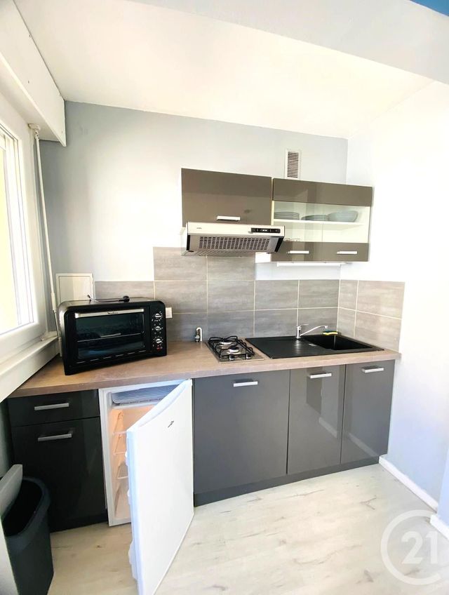 Appartement F1 &agrave; louer - 1 pi&egrave;ce - 25 m2 - Metz - 57 - LORRAINE