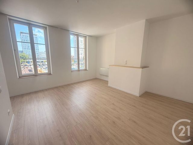Appartement 4 pieces &agrave; louer - 4 pi&egrave;ces - 100,05 m2 - Metz - 57 - LORRAINE