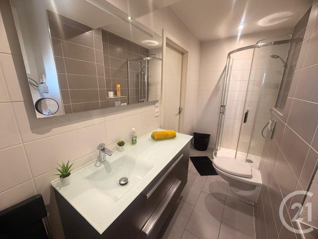 Appartement 2 pieces &agrave; louer - 2 pi&egrave;ces - 43,62 m2 - Montigny Les Metz - 57 - LORRAINE