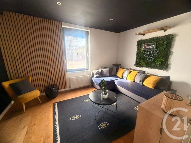 Appartement 2 pieces &agrave; louer - 2 pi&egrave;ces - 43,62 m2 - Montigny Les Metz - 57 - LORRAINE