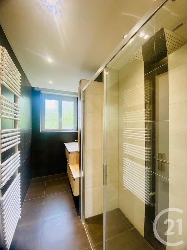 Appartement F4 &agrave; louer - 4 pi&egrave;ces - 89,03 m2 - Metz - 57 - LORRAINE