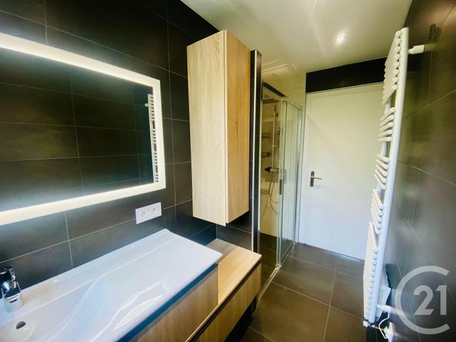 Appartement F4 &agrave; louer - 4 pi&egrave;ces - 89,03 m2 - Metz - 57 - LORRAINE