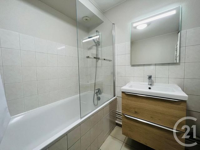 Appartement F2 &agrave; louer - 2 pi&egrave;ces - 42,73 m2 - Metz - 57 - LORRAINE