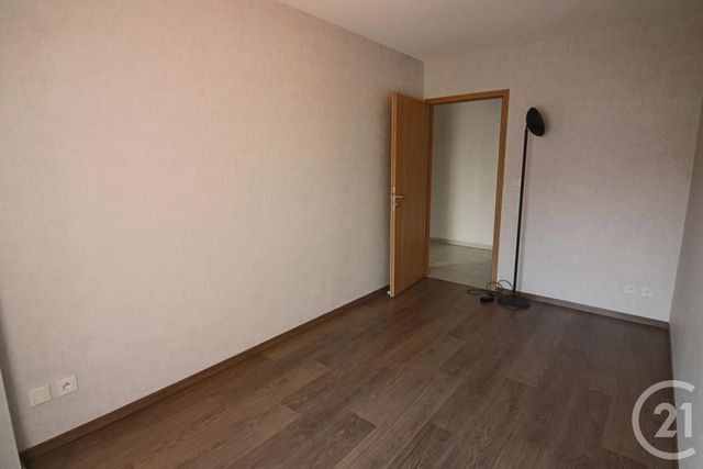 Appartement 3 pieces avec 2 chambres &agrave; louer - 3 pi&egrave;ces - 68,19 m2 - Ennery - 57 - LORRAINE