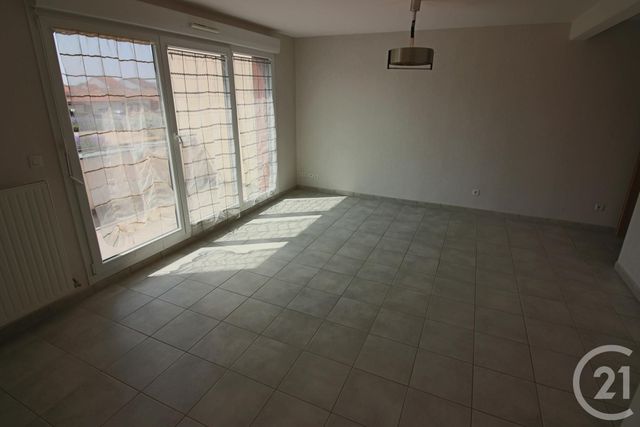 Appartement 3 pieces avec 2 chambres &agrave; louer - 3 pi&egrave;ces - 68,19 m2 - Ennery - 57 - LORRAINE