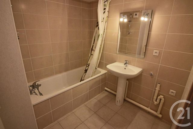 Appartement 3 pieces avec 2 chambres &agrave; louer - 3 pi&egrave;ces - 68,19 m2 - Ennery - 57 - LORRAINE